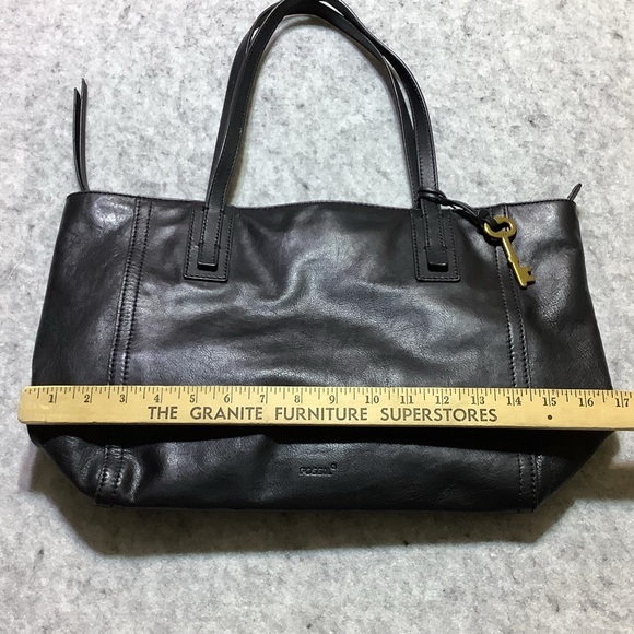 Black Fossil Leather Tote Bag - Picture 5 of 8